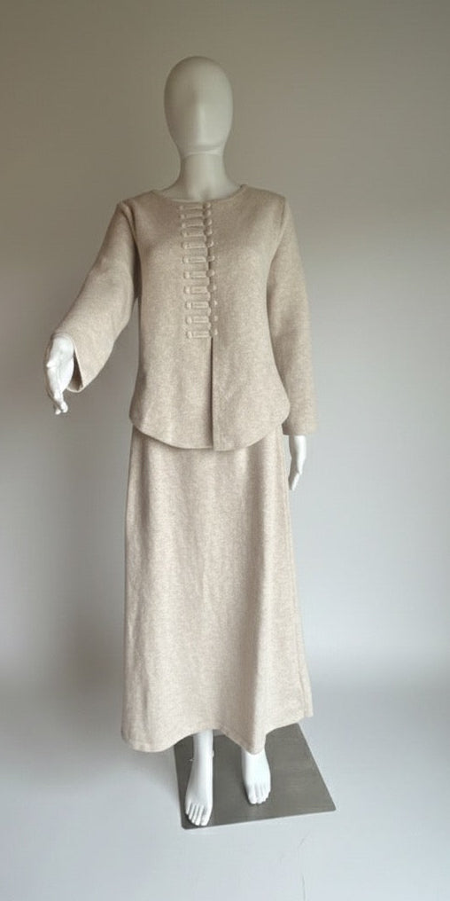 Elegant Knitted Two-Piece Set – Soft Beige