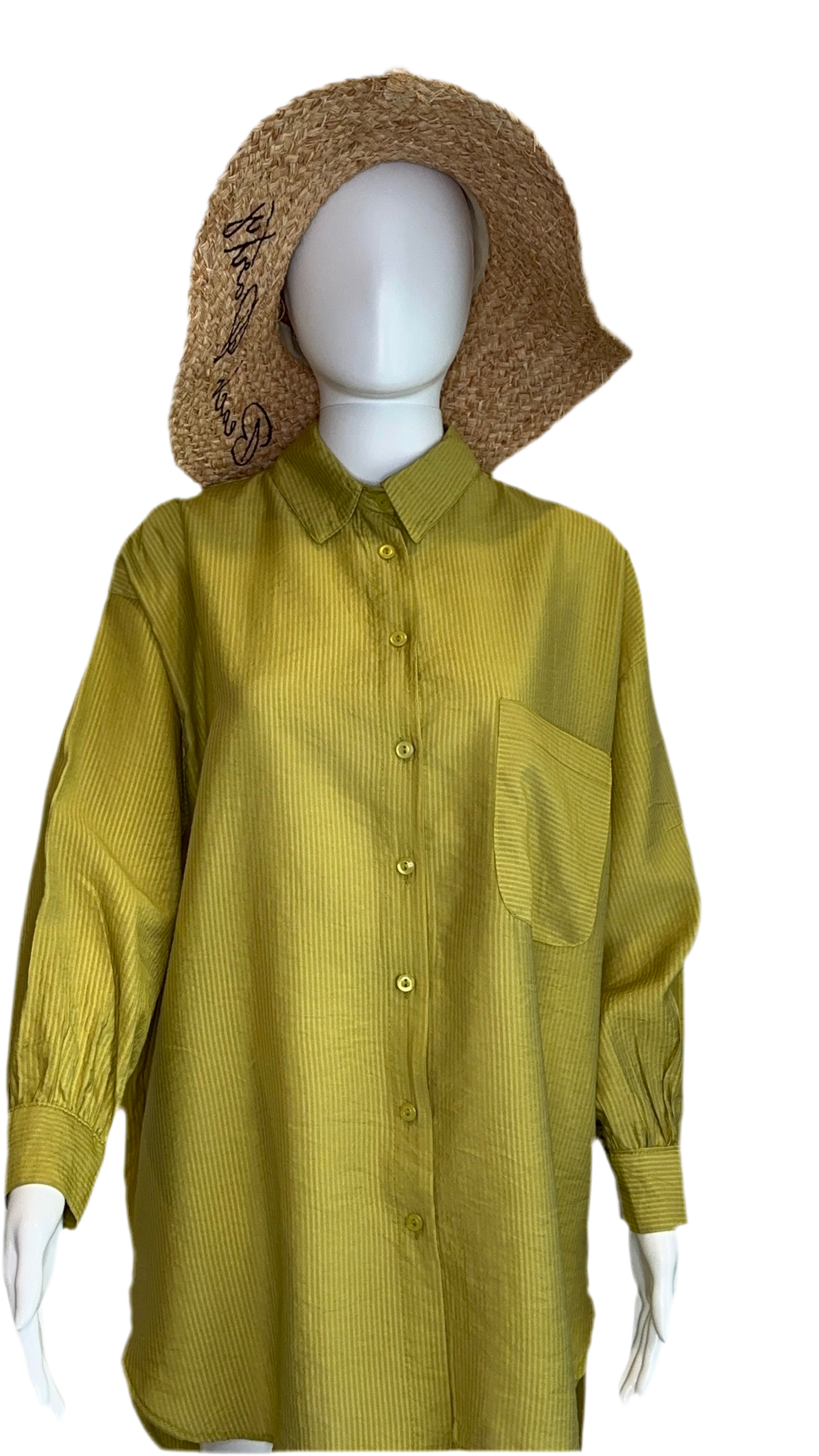 Women’s loose-fit shirt